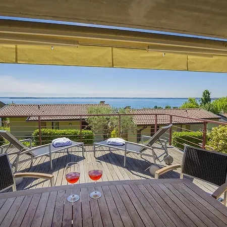 Marina Loft Villa Moniga del Garda Exterior foto